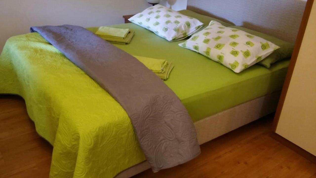 Apartmani Lea Jadranovo Eksteriør bilde