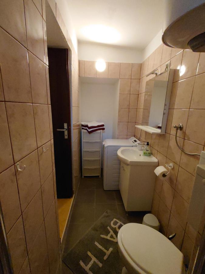 Apartmani Lea Jadranovo Eksteriør bilde